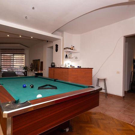 Shared Retro Vintage Luxury Apartment Bucureşti Eksteriør bilde