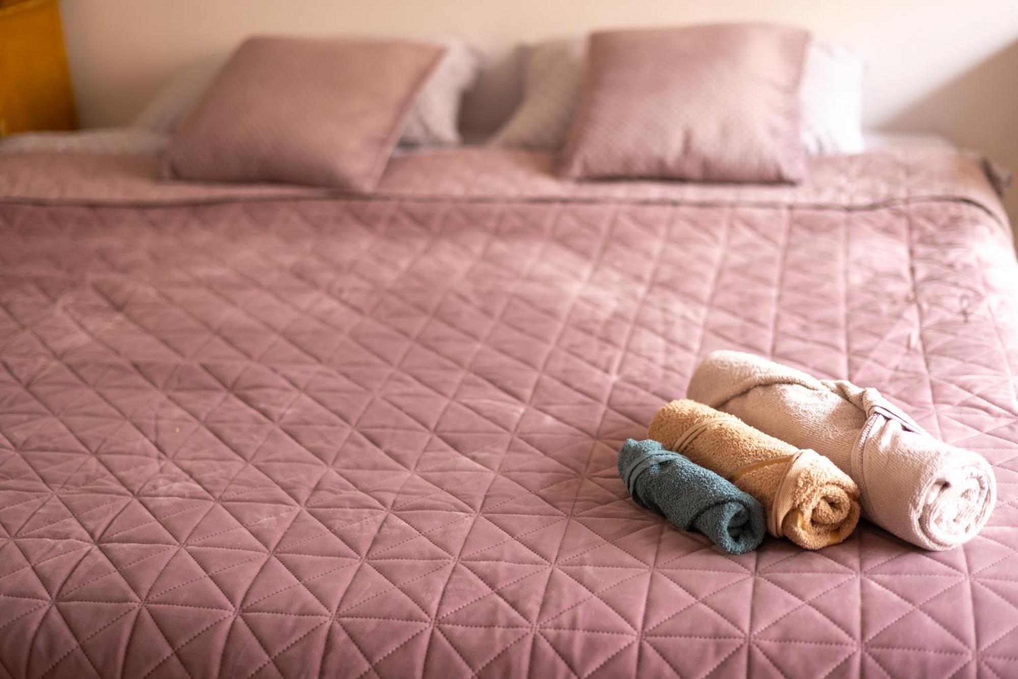 Shared Retro Vintage Luxury Apartment Bucureşti Eksteriør bilde