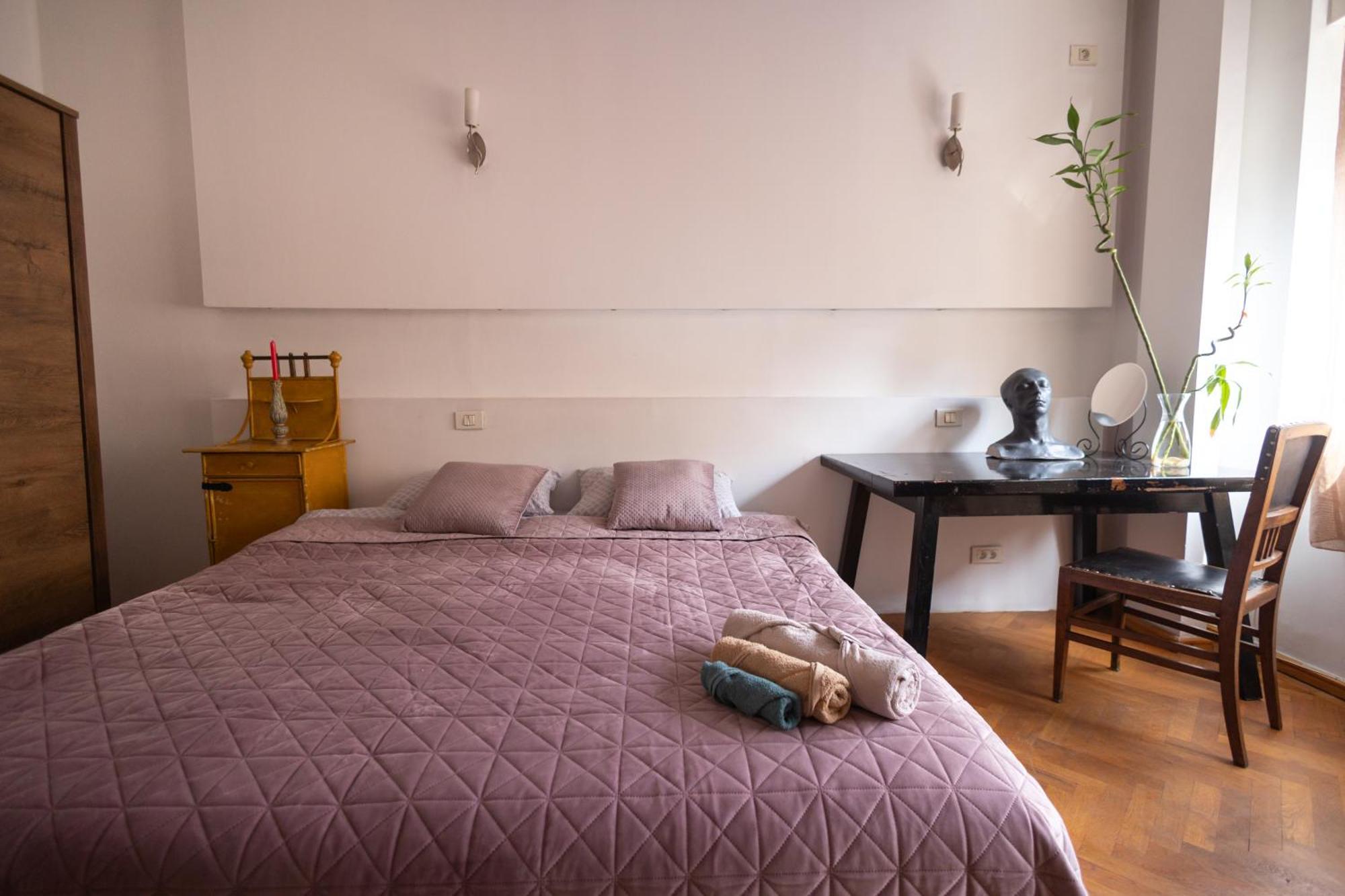 Shared Retro Vintage Luxury Apartment Bucureşti Eksteriør bilde